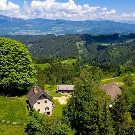 Holiday home Roatmoaralm Almhuette *